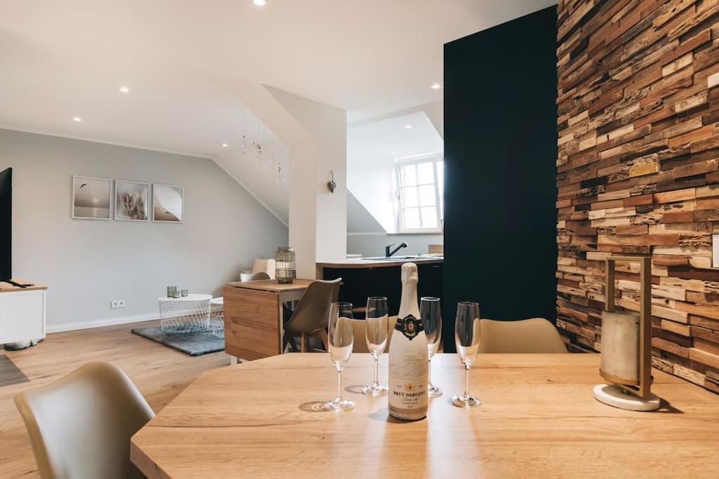 Tip! Toplage In Dresden! Moderne 100 Qm Ferienwohnung Fuer Familien Und Kleine Gruppen Bagian luar foto