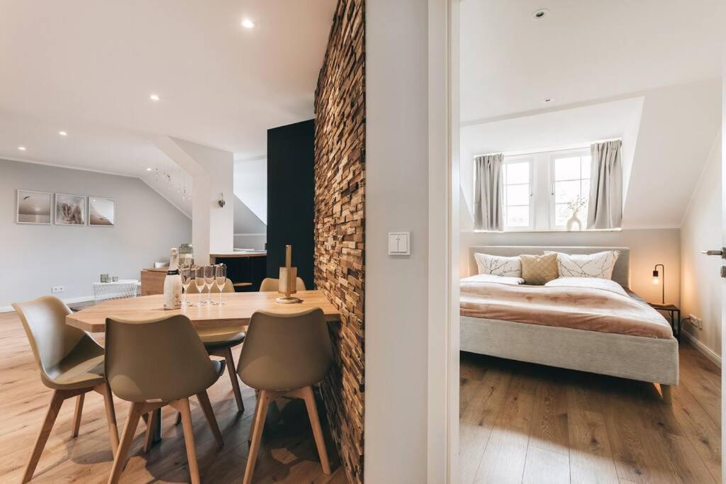 Tip! Toplage In Dresden! Moderne 100 Qm Ferienwohnung Fuer Familien Und Kleine Gruppen Bagian luar foto